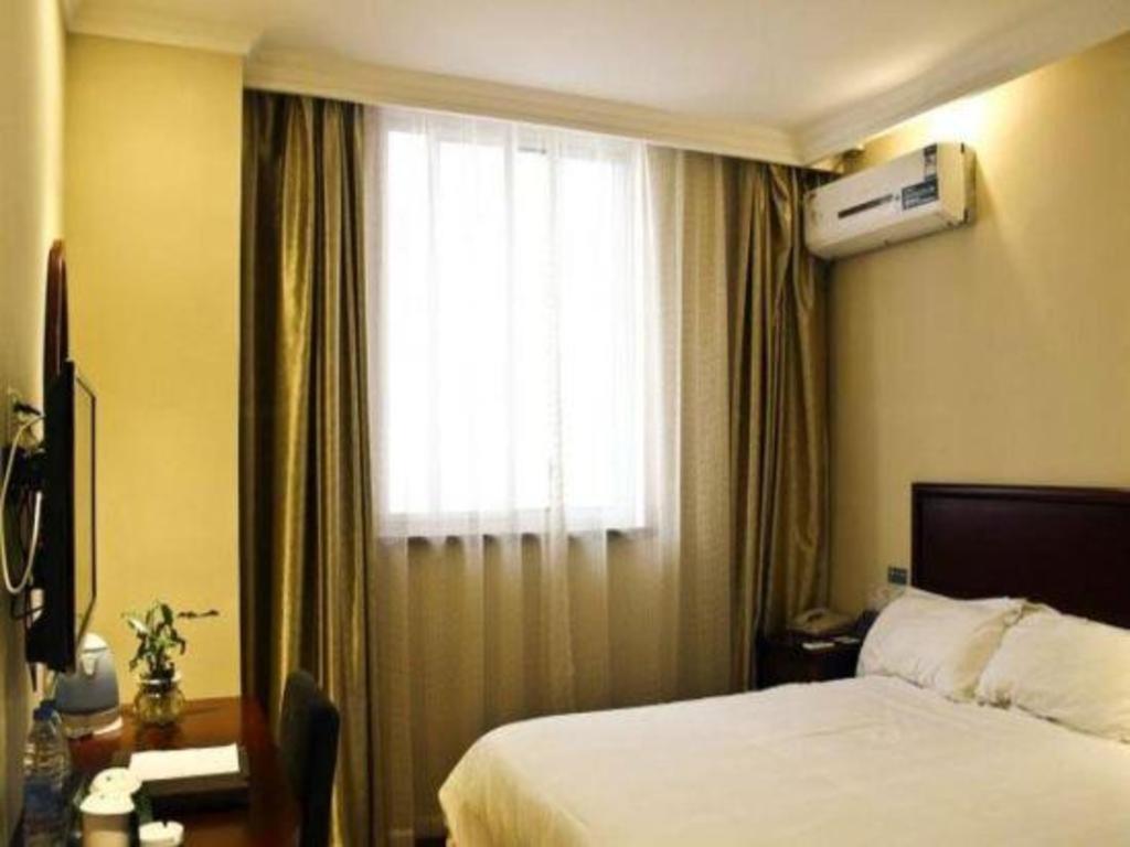 Greentree Inn Suzhou Wujiang Zhenze Town Zhennan Road Express Hotel Exteriör bild