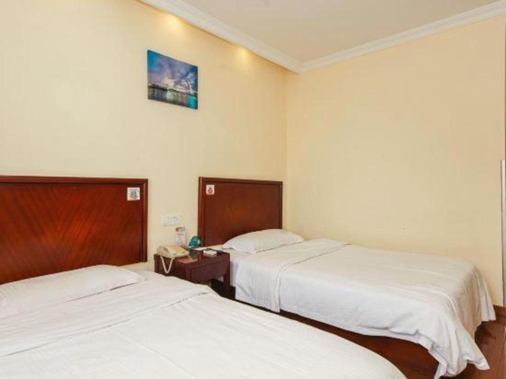Greentree Inn Suzhou Wujiang Zhenze Town Zhennan Road Express Hotel Exteriör bild