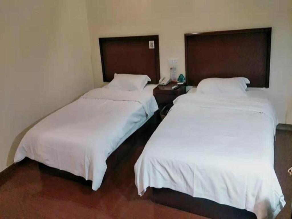 Greentree Inn Suzhou Wujiang Zhenze Town Zhennan Road Express Hotel Exteriör bild