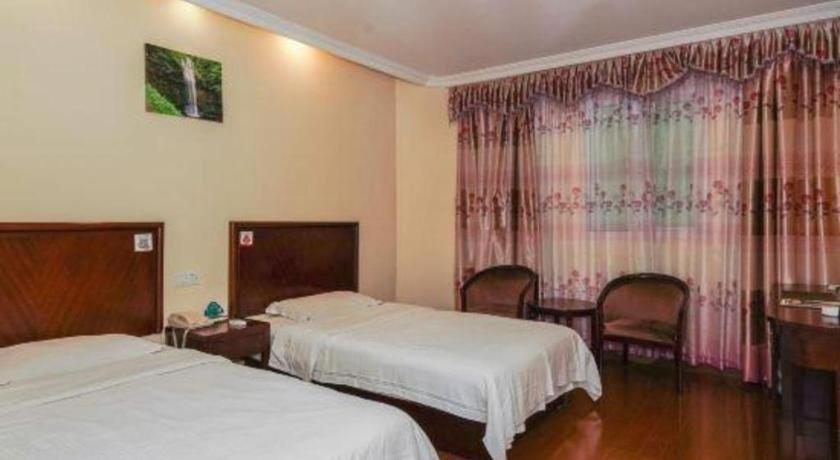 Greentree Inn Suzhou Wujiang Zhenze Town Zhennan Road Express Hotel Exteriör bild