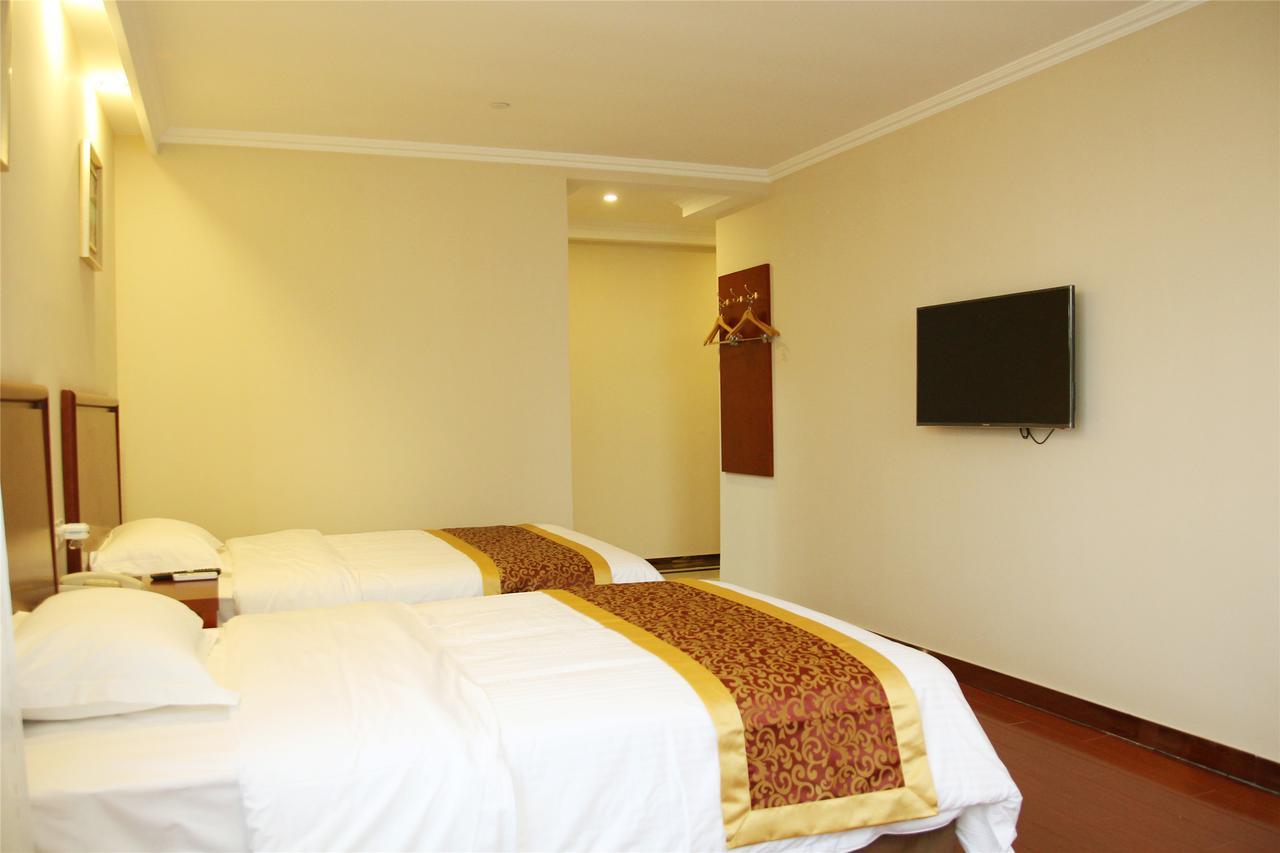 Greentree Inn Suzhou Wujiang Zhenze Town Zhennan Road Express Hotel Exteriör bild